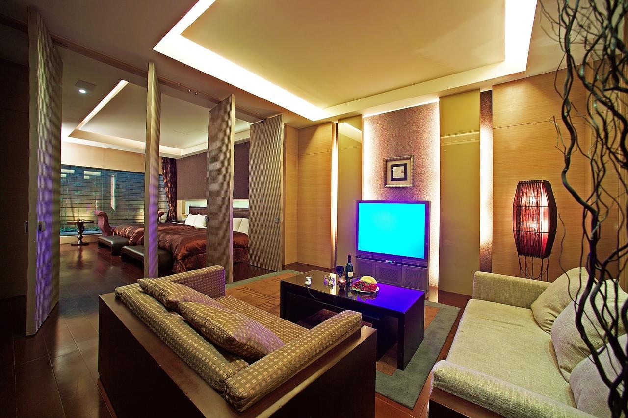 Spring Spa Motel Dali Екстер'єр фото